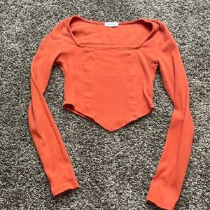 Long sleeve crop top